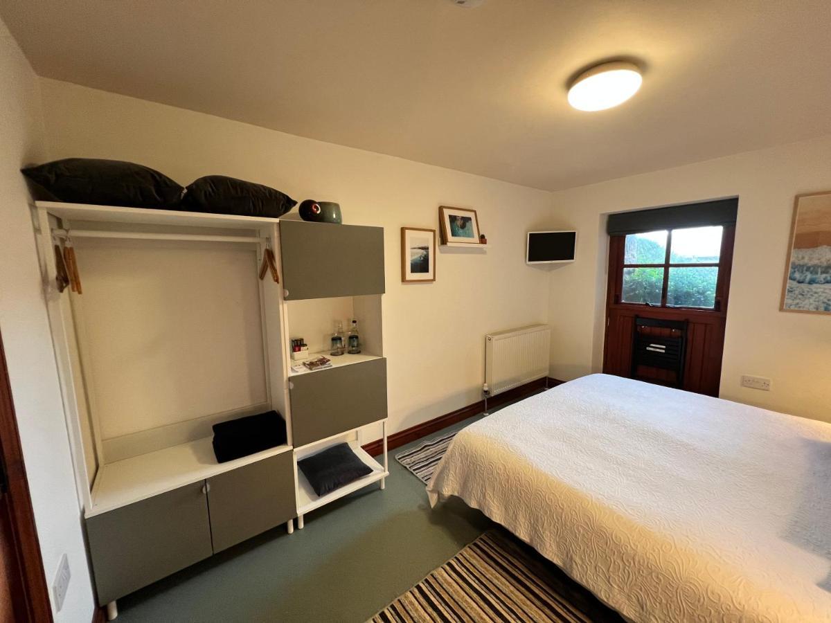 Lands End Hostel And B&B Sennen Esterno foto