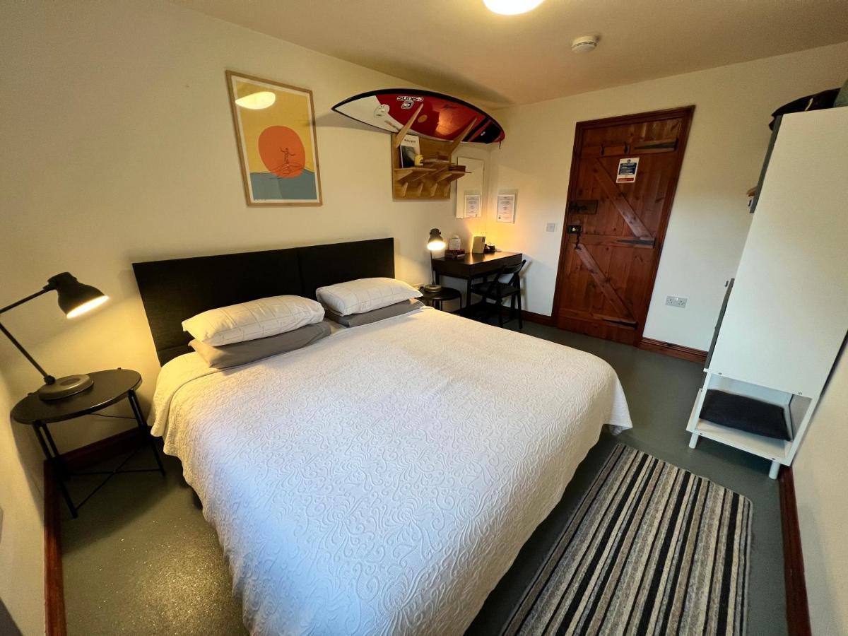 Lands End Hostel And B&B Sennen Esterno foto