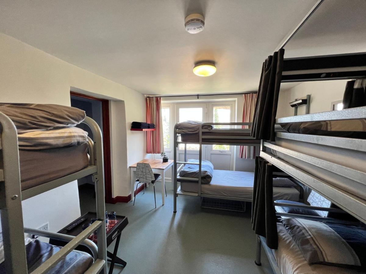 Lands End Hostel And B&B Sennen Esterno foto
