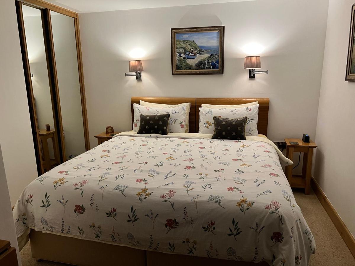 Lands End Hostel And B&B Sennen Esterno foto