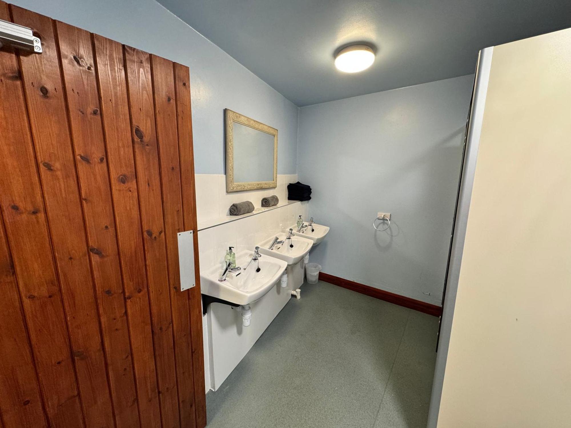 Lands End Hostel And B&B Sennen Esterno foto