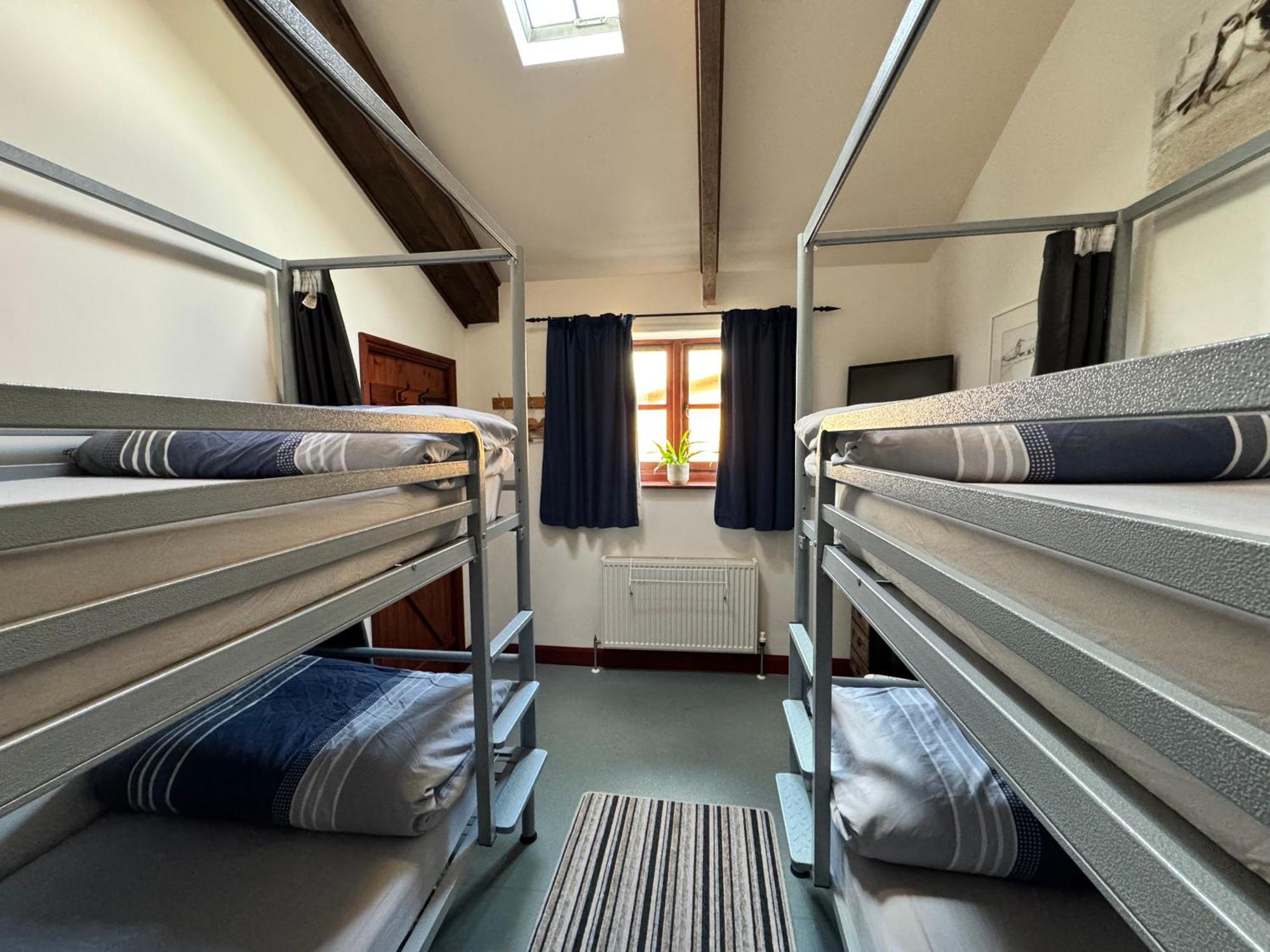 Lands End Hostel And B&B Sennen Esterno foto